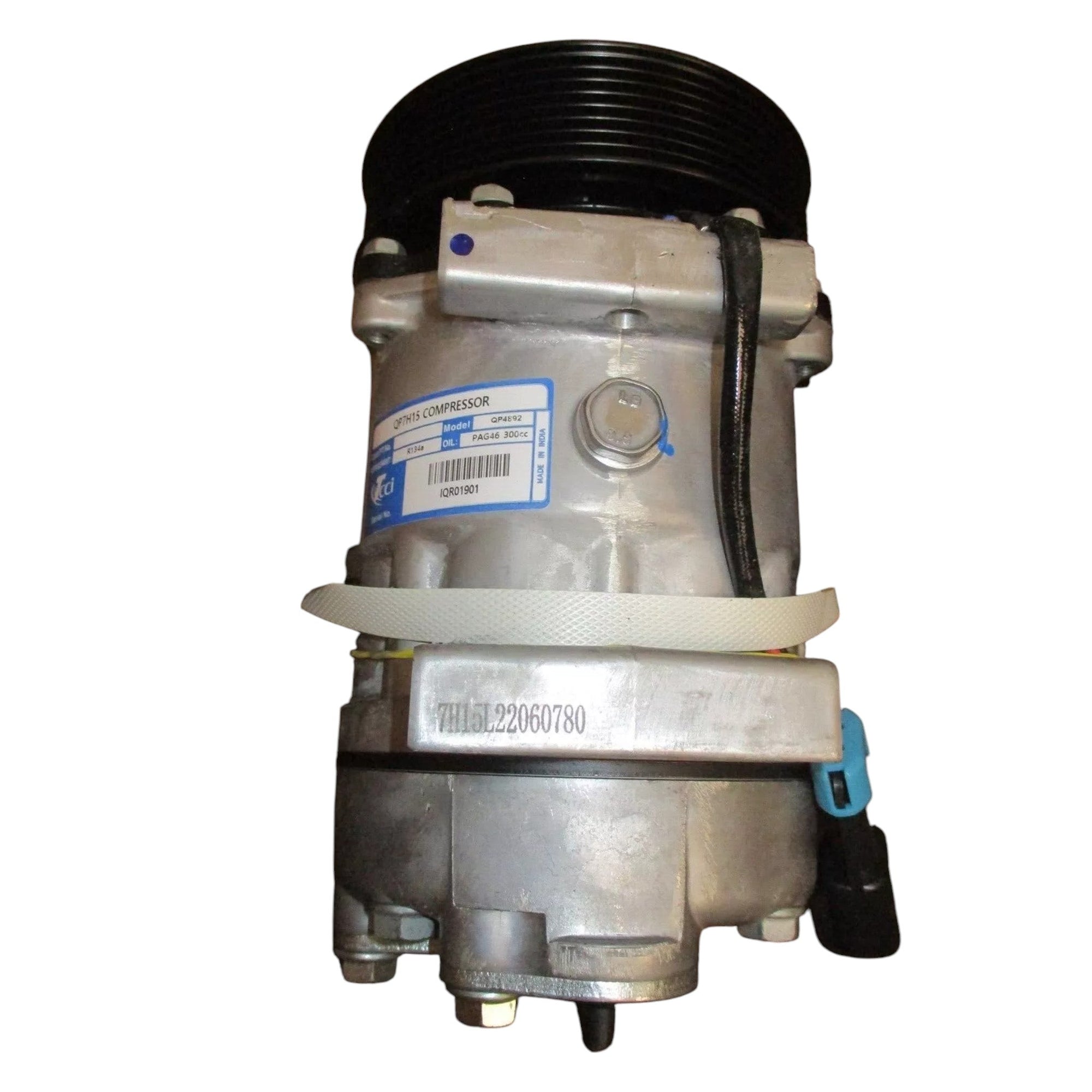 LE4892 Genuine Paccar A/C Compressor