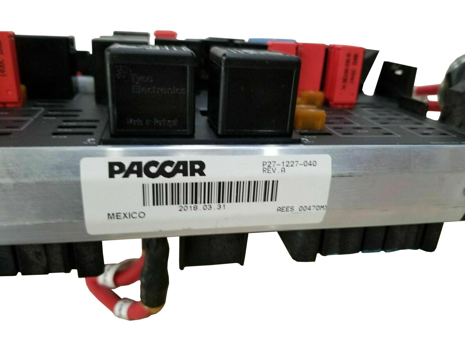 P27-1227-040 Genuine Paccar Fuse Box Assy Cab